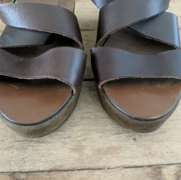 Brown leather sandals w suede platforms - Picture 4 of 5